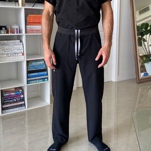 FIGS SCRUBS PANTS (black)